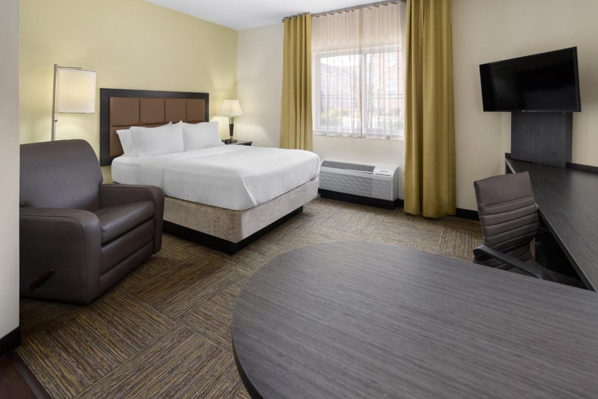 Candlewood Suites Philadelphia - Airport Area By Ihg Честер Екстер'єр фото
