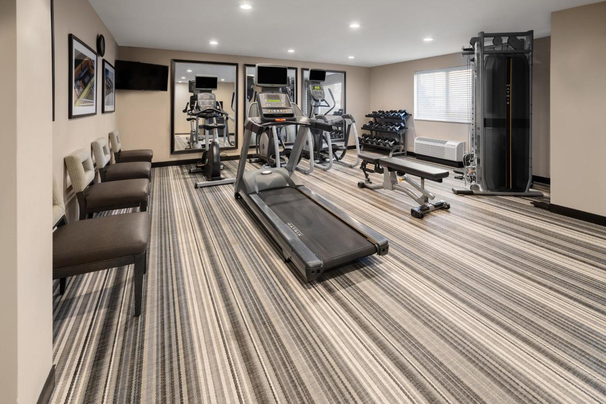Candlewood Suites Philadelphia - Airport Area By Ihg Честер Екстер'єр фото
